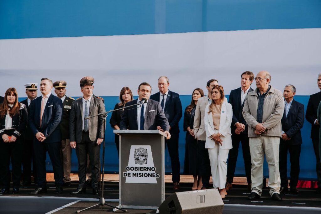 Herrera destacó los "valores de la libertad y el federalismo" en el Día de la Independencia