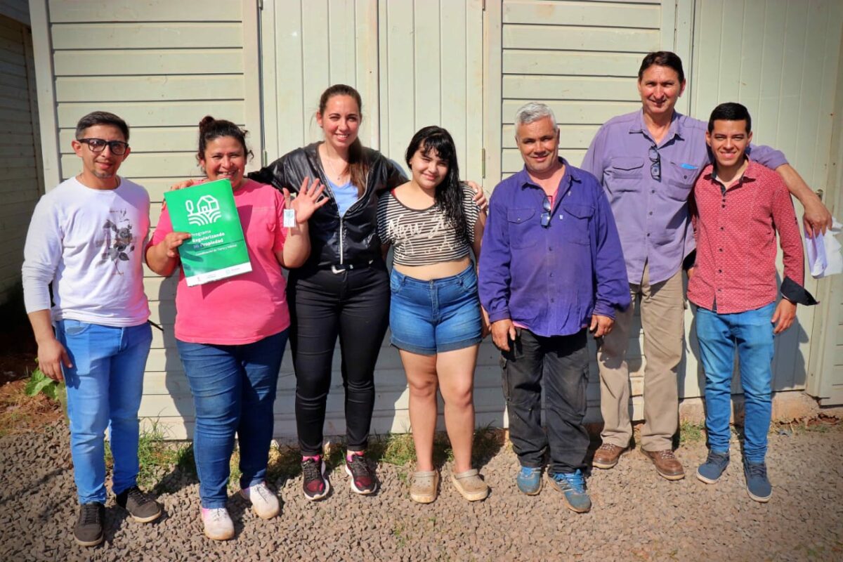 Familias relocalizadas de Posadas obtuvieron sus permisos de ocupación