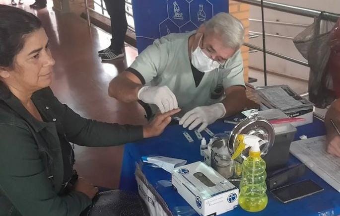 Destacan la importancia de chequeos periódicos para la detección temprana de hepatitis virales 