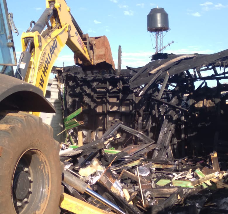 Posadas: asisten y colaboran con familia afectada por incendio 1 2 - IMG 20230728 WA0086 - 1