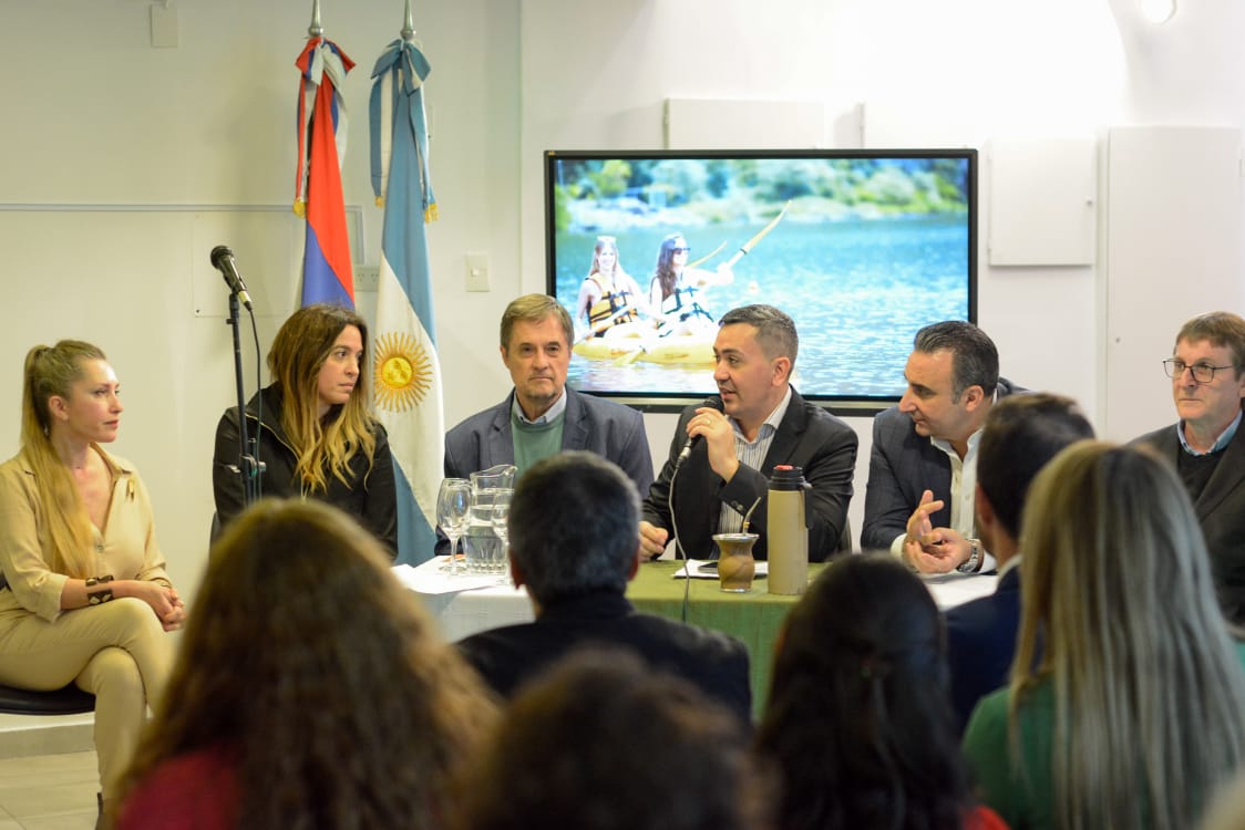 Misiones presentó en Buenos Aires su temporada de invierno