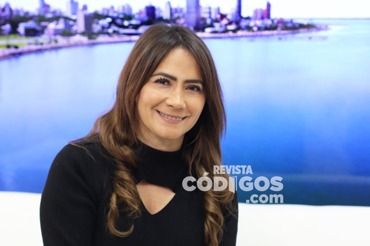 Sonia Rojas Decut: “Hay que llevar el misionerismo al Congreso para refundar el país” 6 12 - Sonia Rojas Decut 4 - 11
