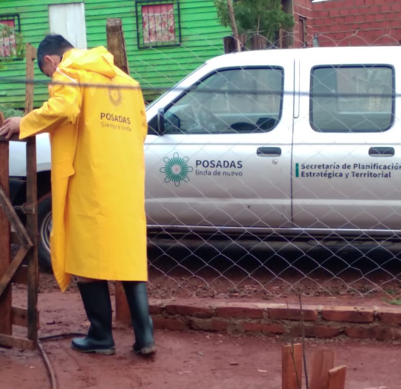 Posadas: intensifican los mecanismos de asistencia en los barrios tras el temporal