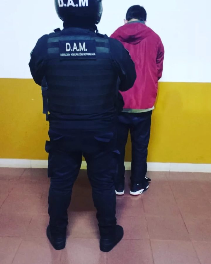 detenidos por robo 6 - 11