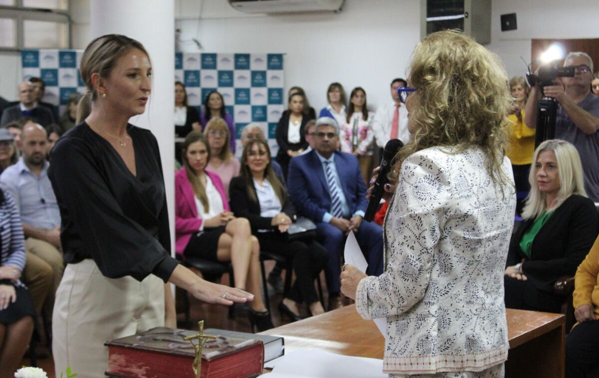 Juraron dos nuevos magistrados, una camarista y defensora en la Justicia misionera 1 Juraron dos nuevos magistrados, una camarista y defensora en la Justicia misionera