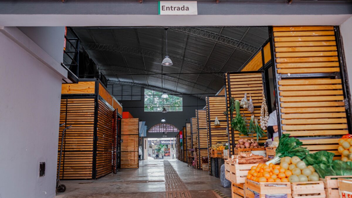 Con importantes avances, sigue la transformación del Mercado Villa Urquiza de Posadas 