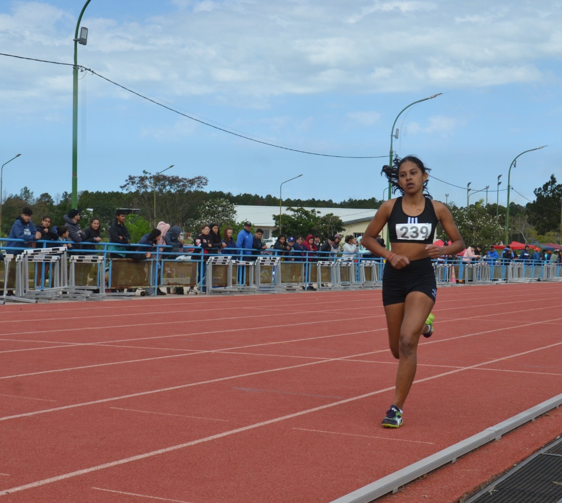 Juegos Deportivos Misioneros: la final de atletismo fue una fiesta en la pista del Cepard