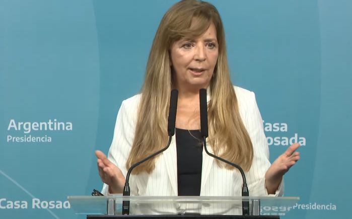 Cerruti habló tras las PASO y aseguró que Massa "está haciendo un trabajo extraordinario"