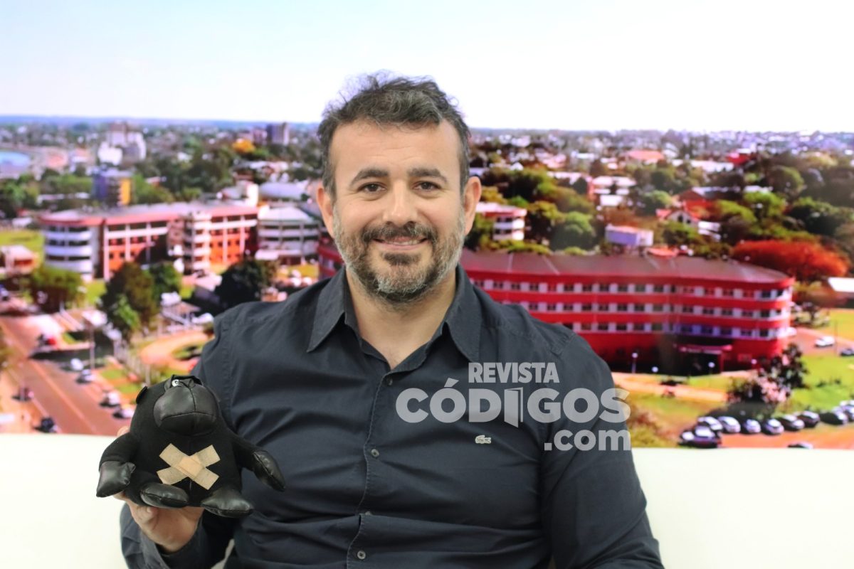 Acosta Azoya y Villagra pasaron anoche por Códigos en la Tele 1 2 - Codigos en la Tele 43 - 1