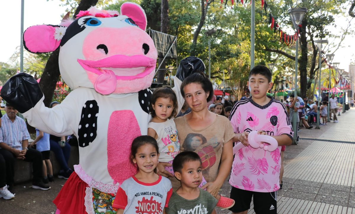 Gurises Black 20232 - 3