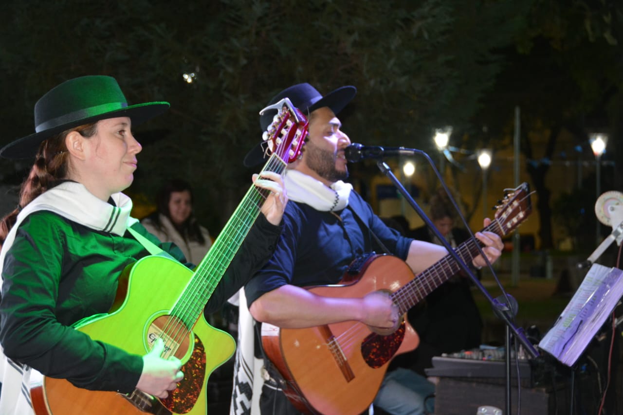 Realizaron celebración en honor al Día del Folklore en Posadas