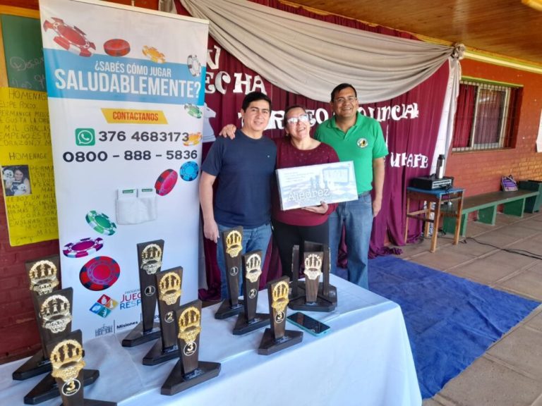 IPLyC donó premios y tableros profesionales para el Torneo de Ajedrez Grand Prix