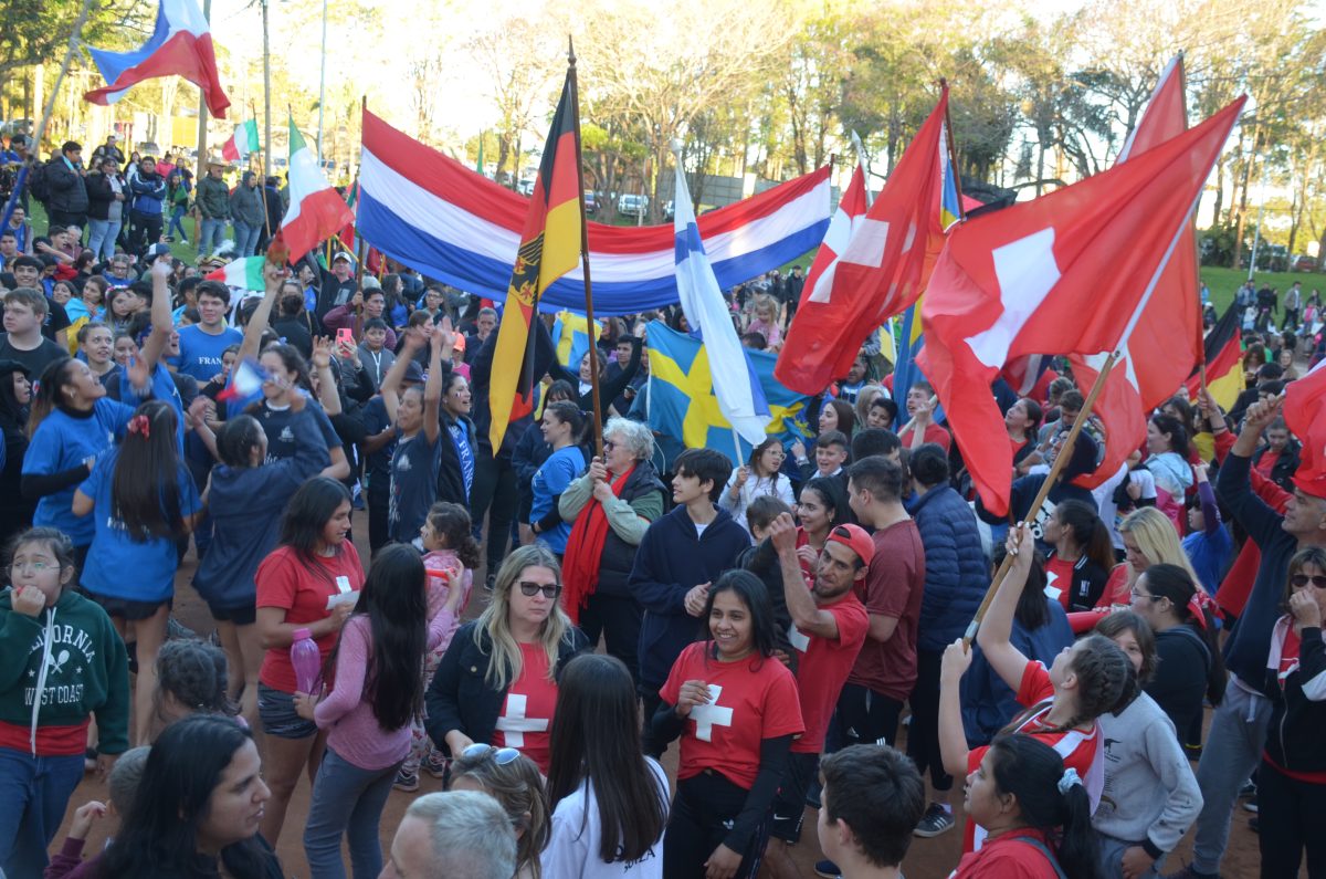 Podio para Alemania, Paraguay y Suiza en los Juegos del Inmigrante 1 2 - Juegos del Inmigrante 3 - 1