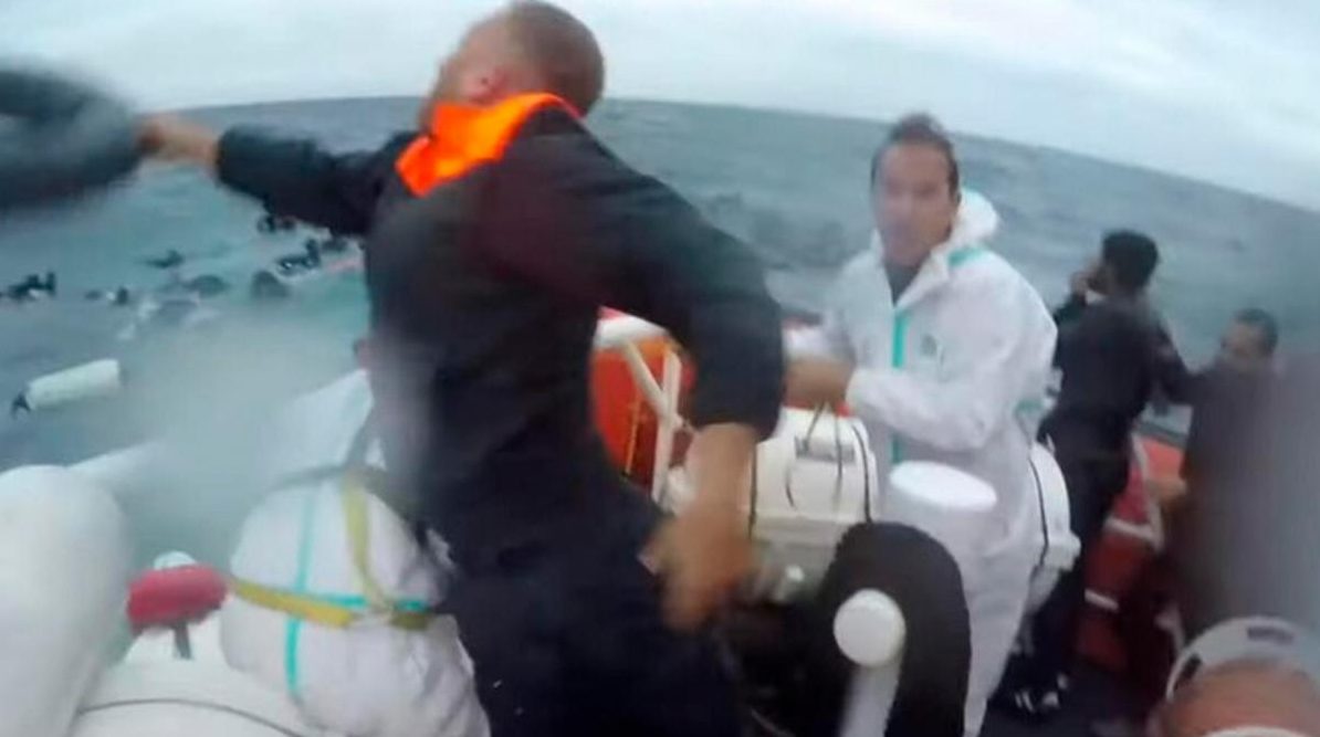 31 desaparecidos tras dos naufragios frente a las costas italianas