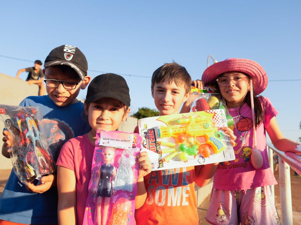 El programa “Por los Niños todo” inició con una gran convocatoria en el barrio Bicentenario de Posadas