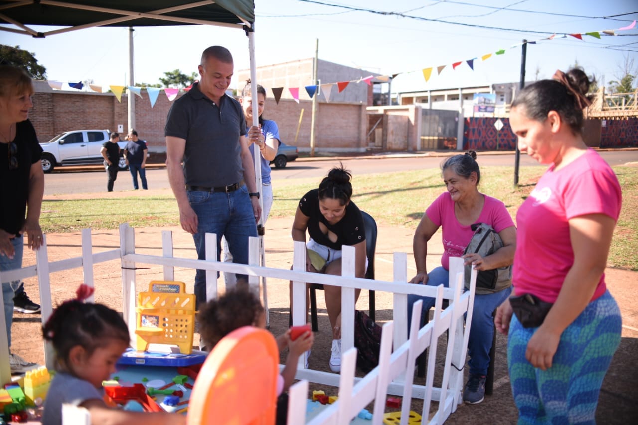 El programa “Por los Niños todo” inició con una gran convocatoria en el barrio Bicentenario de Posadas