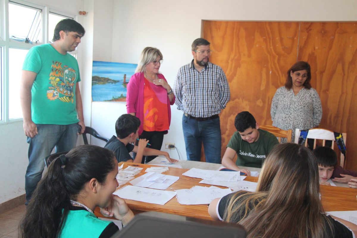 Chicas y chicos de Puerto Piray dan sus primeros pasos en la animación