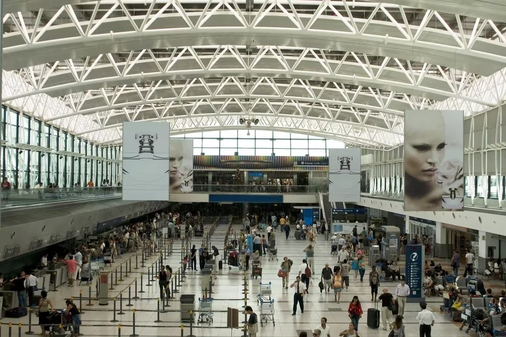 Más de 860 mil turistas gastaron $37.736 millones durante el fin de semana largo