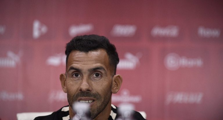 Tevez fue presentado en Independiente: "Pongo en juego mi apellido”