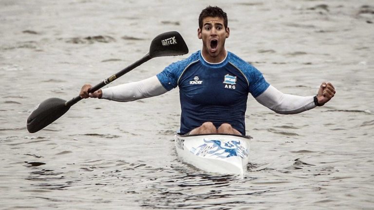 Agustín Vernice se clasificó a la final A del Mundial de canotaje