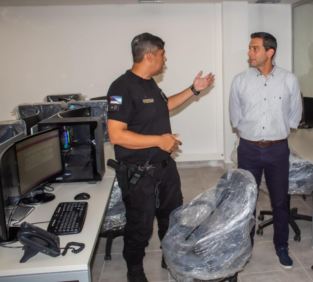 Avanza el sistema de videovigilancia provincial con 32 nuevas cámaras en San Vicente 2 4 - videovigilancia 3 - 3