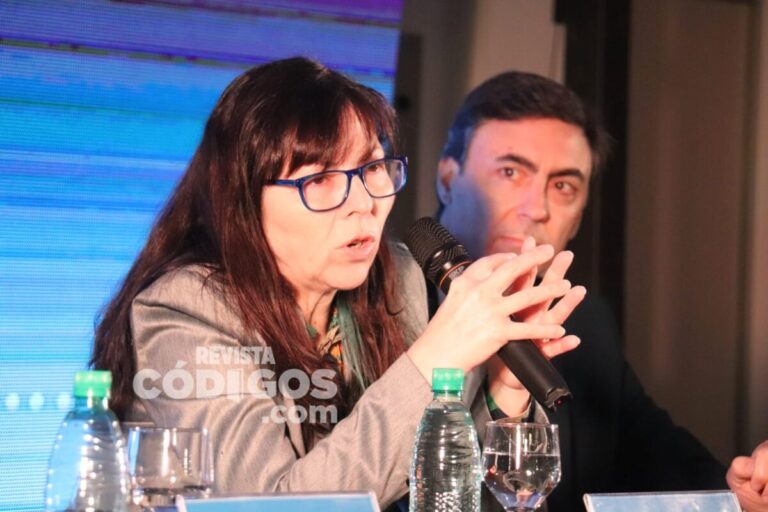 Silvina Batakis en Posadas: “Dolarizar provoca hiperinflación, pobreza y desigualdad”
