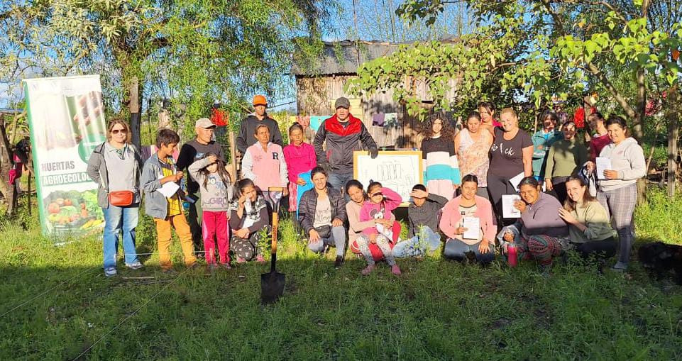 El IFAI capacitó en huertas agroecológicas a vecinos de Candelaria