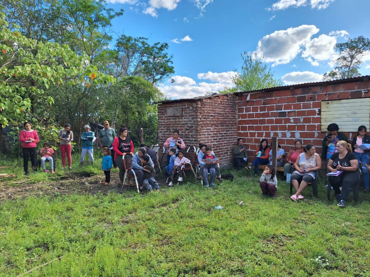 El IFAI capacitó en huertas agroecológicas a vecinos de Candelaria