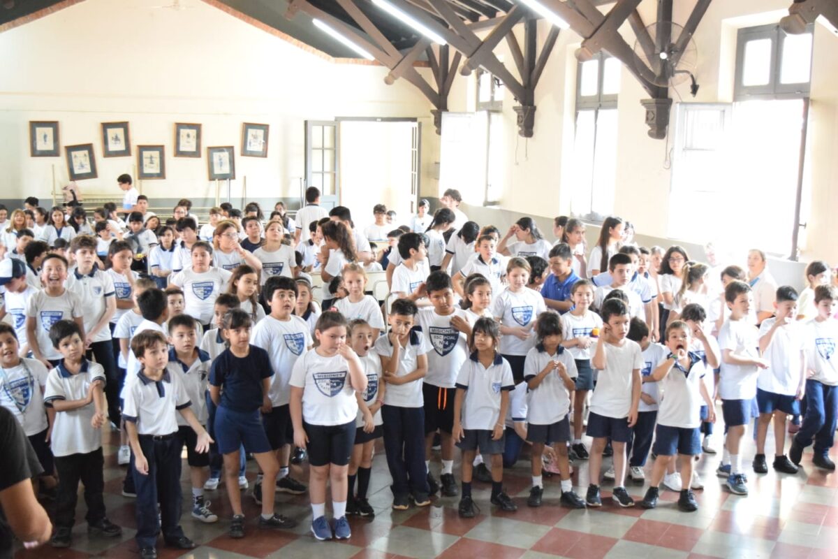 Gurises Escuela Fraternidad3 - 3