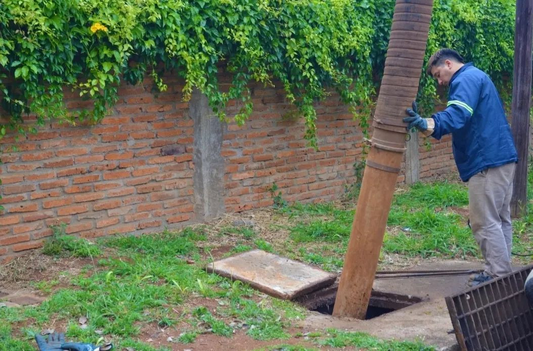 Realizan trabajos preventivos en Posadas ante el anuncio de precipitaciones