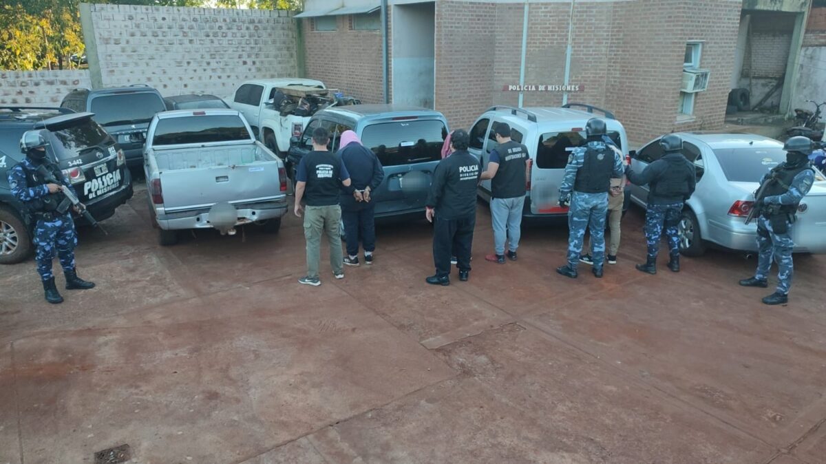 Desbarataron organización criminal dedicada a salideras y robos de vehículos en el norte de Misiones 1 2 - IMG 20230916 WA0073 - 1