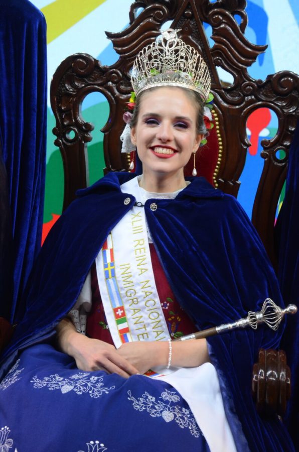 La Fiesta Nacional del Inmigrante Corono a su nueva reina 4 - 3