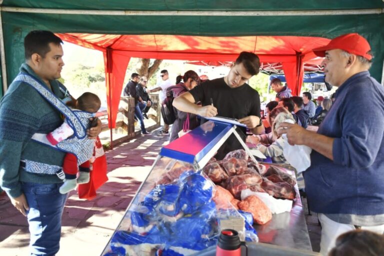 El Mercado Solidario del PAS llegó al Cerro Pelón