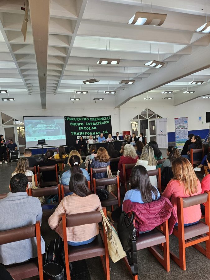 Transformación de la secundaria misionera: más de 50.000 estudiantes alcanzados 2 4 - Transformacion de la Escuela Secundaria Misionera 2 - 3