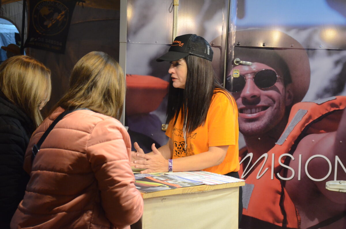 Múltiples municipios promocionaron sus destinos turísticos en la Fiesta Nacional del Inmigrante