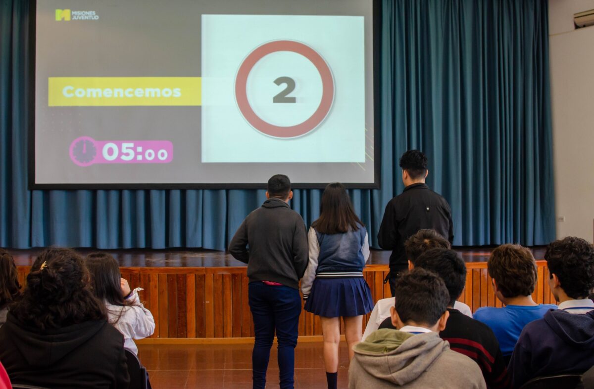 Misiones continúa impulsando la educación vial para estudiantes secundarios