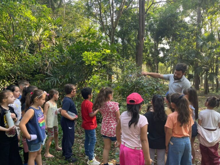 Más de 1200 estudiantes misioneros recorrieron el Jardín Botánico