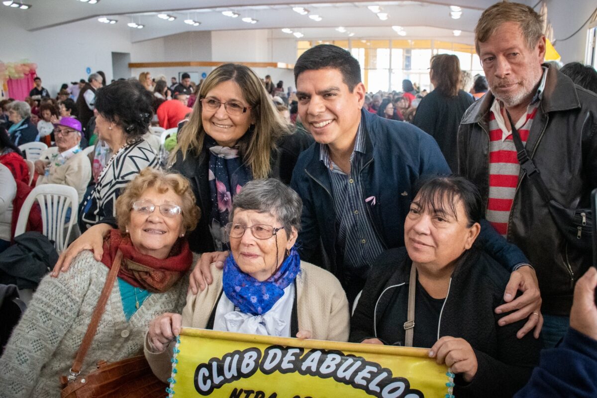 Abuelos Desarrollo Social 3 - 43