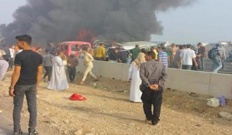 Al menos 32 muertos en Egipto tras un siniestro vial múltiple