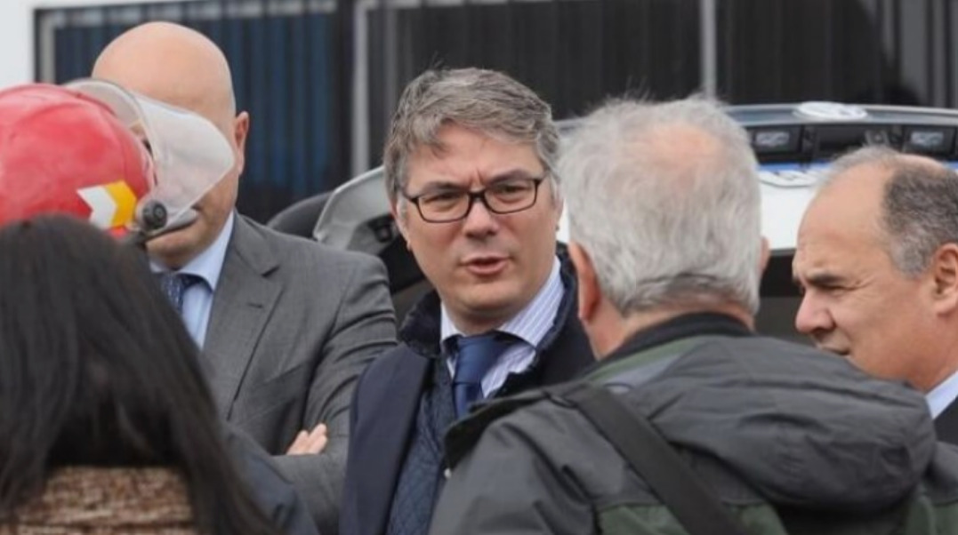 Piden apartar al juez de la denuncia contra Insaurralde por supuesta amistad y porque la ex esposa trabaja en el juzgado