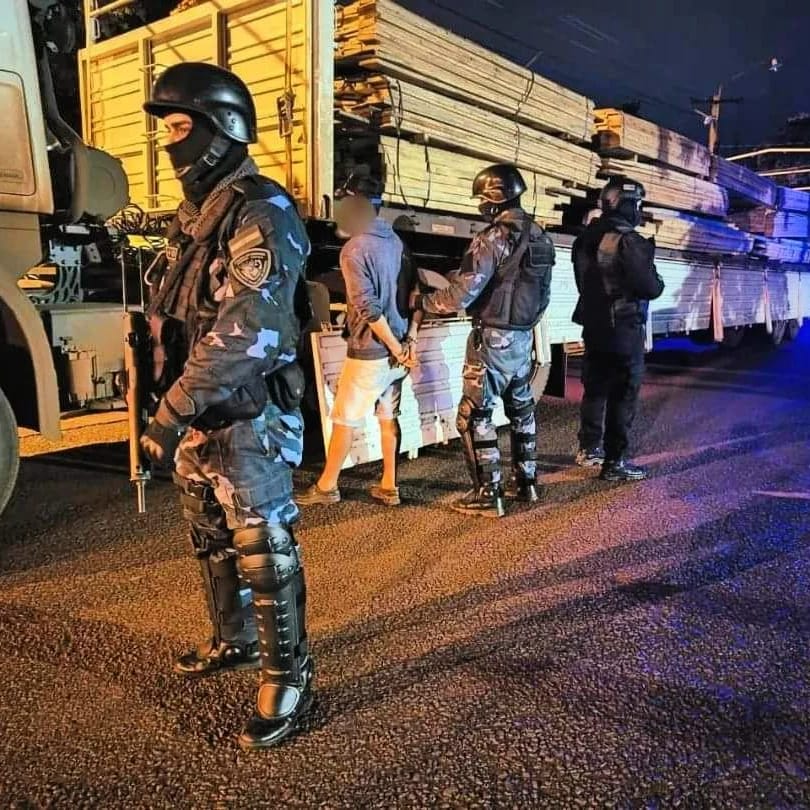La Policia de Misiones secuestro mas de 22 toneladas de marihuana en lo que va del ano 5 - 9