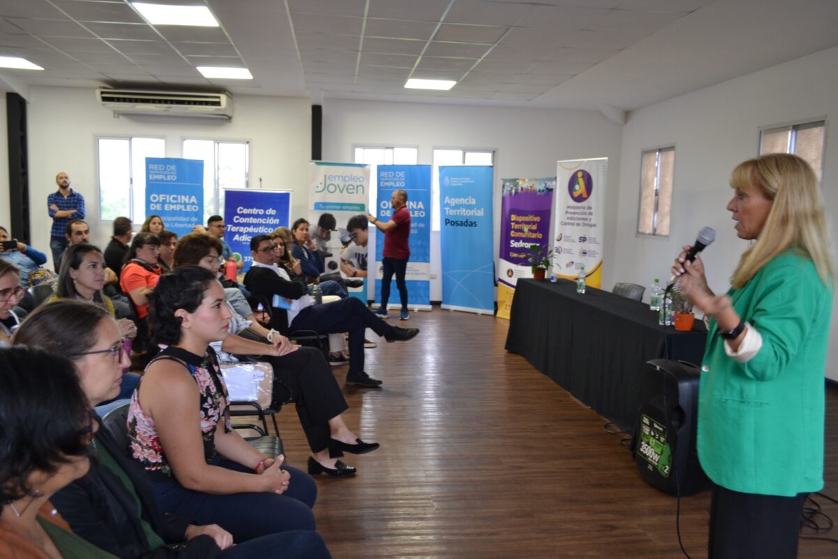 Presentacion del Fomentar Empleo en Eldorado 3 - 1