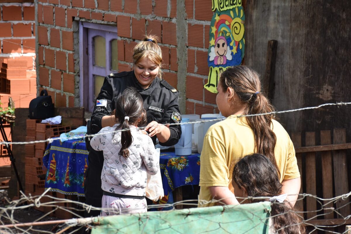 En el Día de la Madre, destacan la labor de la fundadora de la “Red de Merenderos Linna” en Posadas 5 10 - Red de Merenderos Linna en Posadas 1 - 9