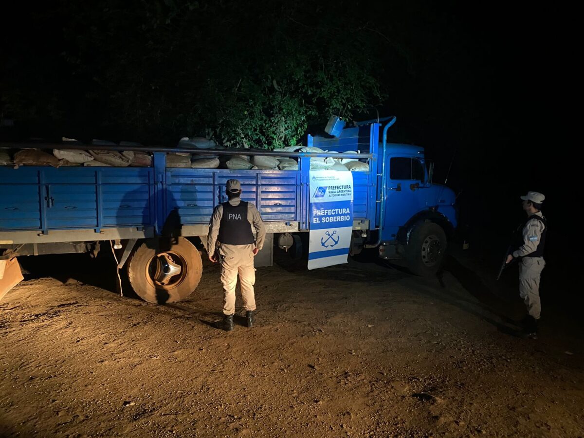 Secuestraron 17 toneladas de soja ilegal en El Soberbio que iba a ser exportada a Brasil