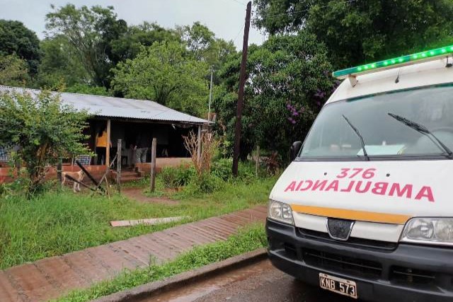 Salud Pública recorre la provincia y asiste a familias damnificadas por las lluvias