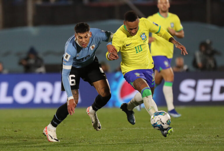 El Uruguay de Bielsa logró una histórica victoria ante Brasil