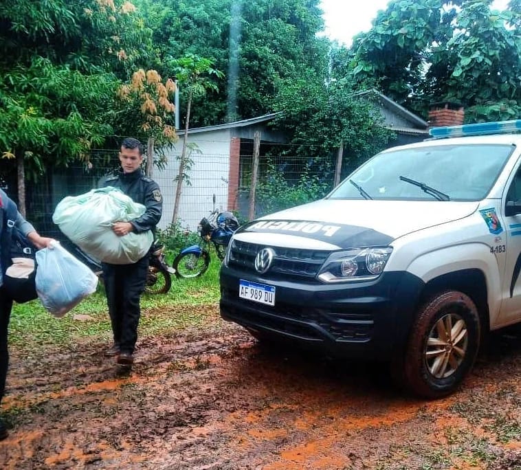 Crecida del río Uruguay: refuerzan la presencia de policías para colaborar en las evacuaciones
