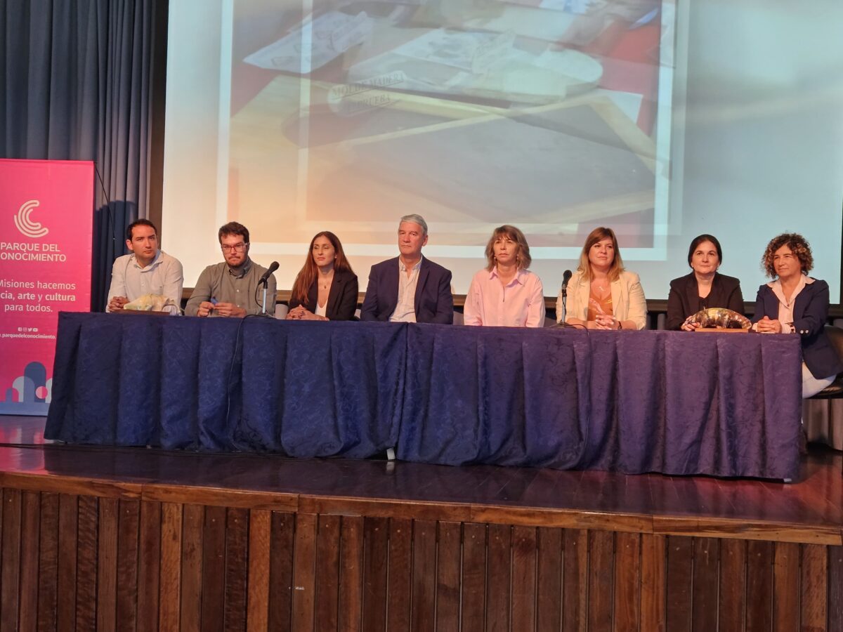 Estudiantes misioneros defendieron proyectos de economía circular y sustentable en el Centro de Convenciones