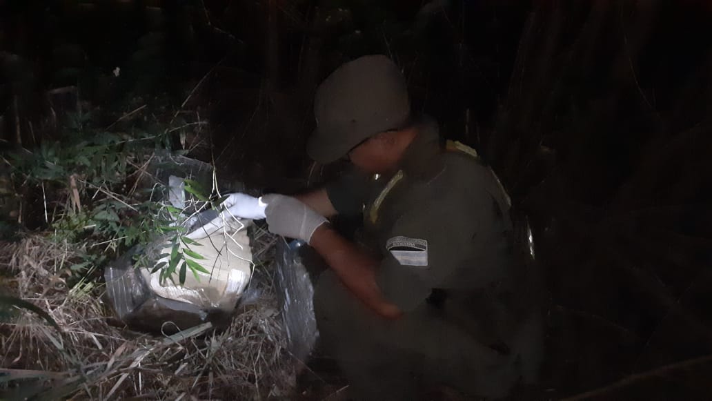 Paraje Cruce Don Emilio: abandonaron 52 kilos de marihuana en la zona costera del Paraná