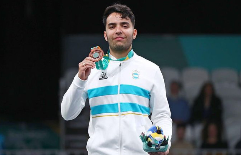 En los Juegos Panamericanos, el misionero Augusto Servello ganó la medalla de bronce en esgrima